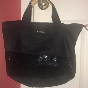 MZ WALLACE ‘ARTISTS FOR HAITI’